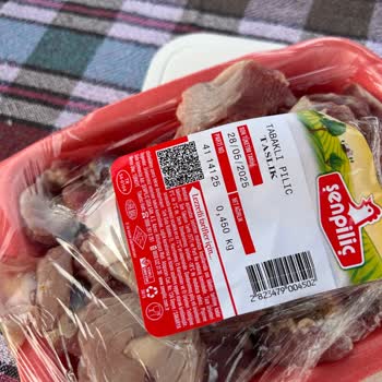 Aldığım Tavuk Taşlığında Kıl Çıkması Hayal Kırıklığı Yaşattı