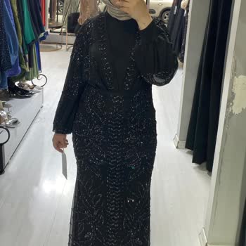 Bir Günlük Kullanımda Abiyenin Tüm Taşları Döküldü, Mağduriyetim Giderilmedi