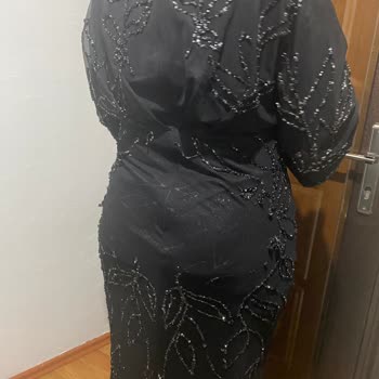 Bir Günlük Kullanımda Abiyenin Tüm Taşları Döküldü, Mağduriyetim Giderilmedi