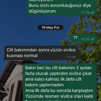Kore Cilt Bakımı Sonrası Kalıcı Sivilceler Ve İlgisizlik