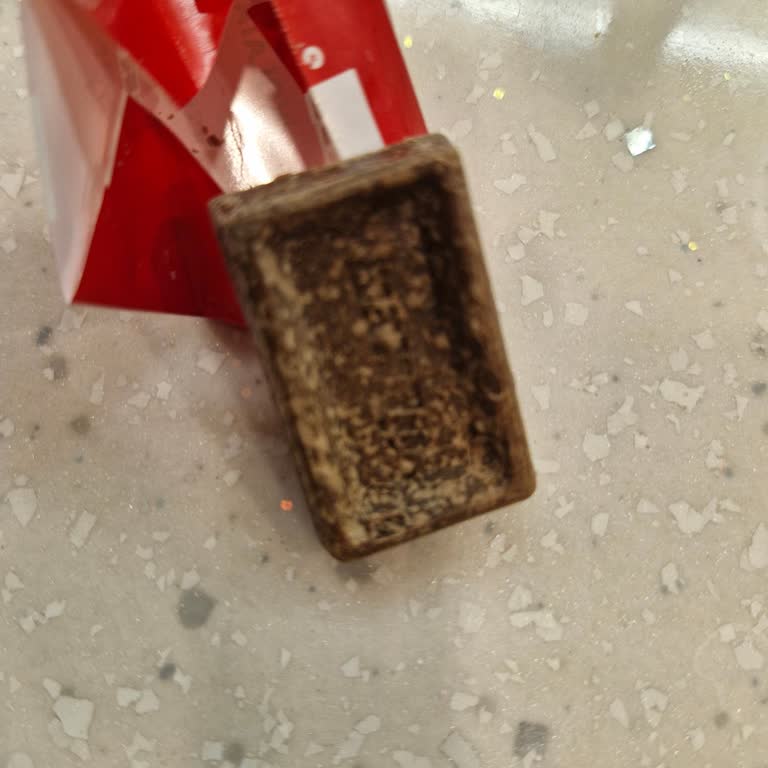 Aldığım Çikolataların Rengi Ve Tazeliği Hakkında Endişe