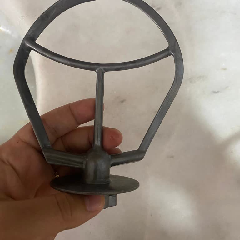 Çelik Sanılan Aparat Karardı, Kullanamıyorum