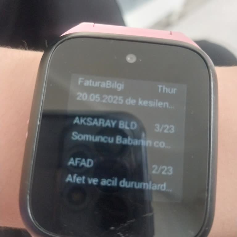 Çocuk Hattına Gelen Yetkisiz SMS'ler Ve Kişisel Veri Güvenliği Endişesi