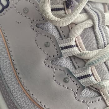 Skechers Ayakkabıda Renk Değişimi ve Olumsuz Müşteri Hizmeti