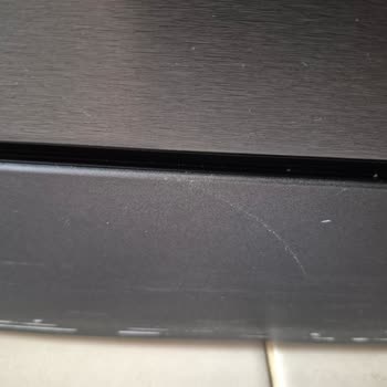 Bosch Solo Black İnox Modelde Boya Çabuk Çizildi Ve Kurutma Performansı Düşük