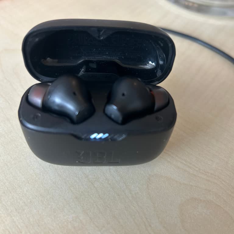 JBL Kulaklıkta Sürekli Bağlantı Kopması Ve Sağ Kulaklık Sorunu