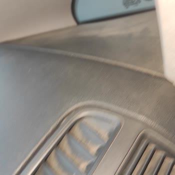 Oto Yıkamada Hizmet Eksikliği Ve İlgisiz Personel Sorunu