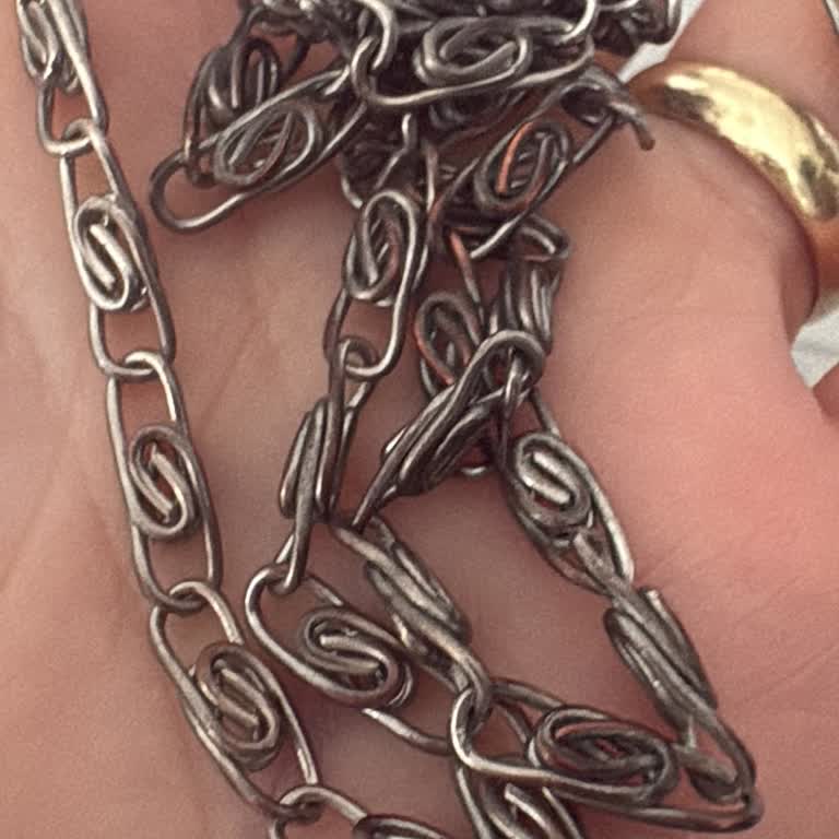 Yanlış Renk Ve Kalitesiz Çanta, İlgisiz Müşteri Hizmetiyle Mağduriyet