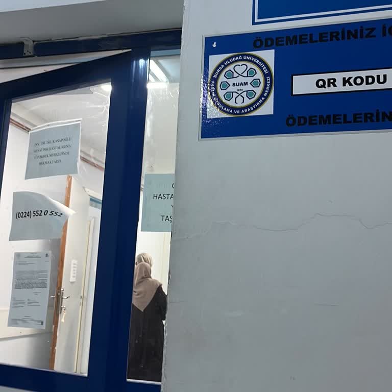 Uludağ Üniversitesi Tıp Fakültesi Randevuya Rağmen Saatlerce Bekletildik Kimse Yardımcı Olmadı