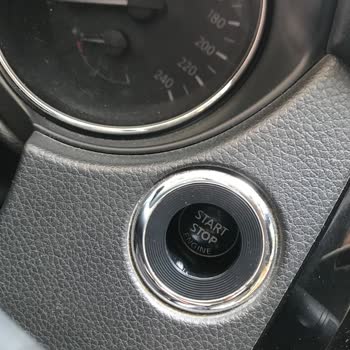 Otel Çıkışında Aracımın Start Stop Düğmesi Hasar Gördü İlgisizlikle Karşılaştım