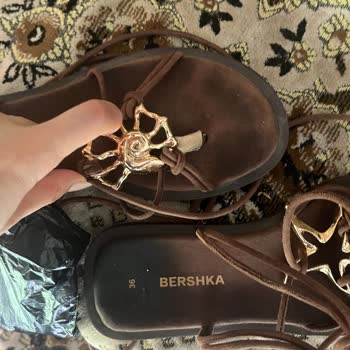 Aldığım Sandalet Ayaklarımı Yara Yaptı Ve İade İstiyorum