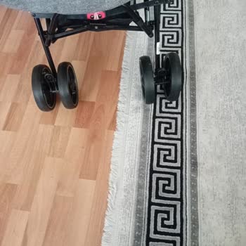 Baby Mall Aldığım Bebek Arabası Arızalı Çıktı, Faturam Verilmedi Ve Mağdur Edildim
