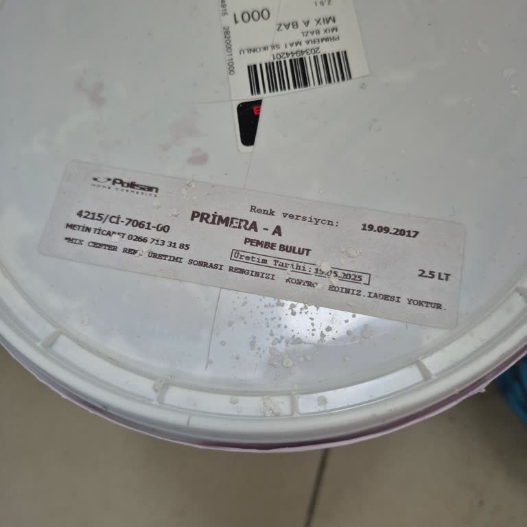 Polisan Katalog Rengiyle Alakasız Boya Ve İlgisiz Müşteri Hizmeti Mağduriyeti