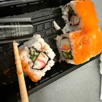 Suşicim Sushi Sonucu Hastanelik Oldum