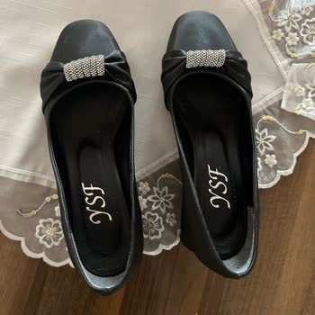 Aldığım Ayakkabı Deforme Çıktı, Firma İlgisiz Ve Çözüm Sunmuyor