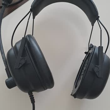 3 Aylık Kulaklığın Sağ Pedi Koptu, Yedek Ped Bulamıyorum!