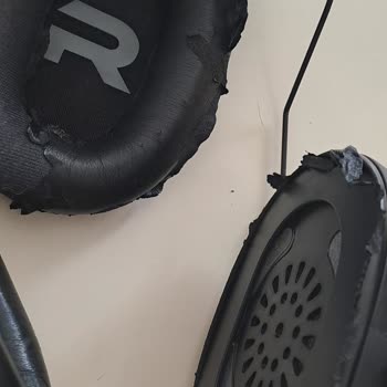 3 Aylık Kulaklığın Sağ Pedi Koptu, Yedek Ped Bulamıyorum!