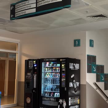 Embay Otomat Hastane Otomatı Paramı Aldı Ama İçecek Vermedi, İade Bekliyorum