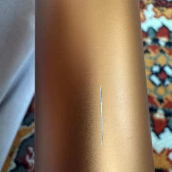 Yeni Alınan Dyson Süpürgede Borularda Çizik Sorunu Ve Malzeme Kalitesi Hayal Kırıklığı