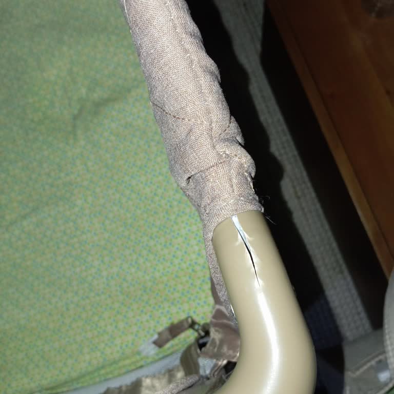 Beşik Sürekli Kırılıyor, Tamir De Çare Olmadı