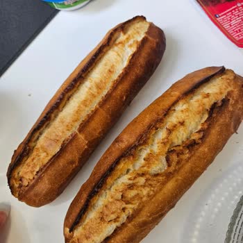 Migros Hemen'den Yanmış Ekmek Ve Kırık Yumurtayla Gelen Hayal Kırıklığı