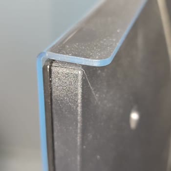 Beko Crystal Pro X 4K TV'de Üretim Kaynaklı Panel Ve Kasa Çatlakları: İade Veya Değişim Talebi