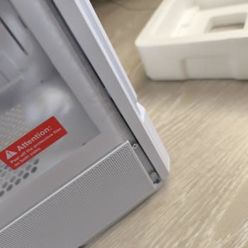 Pckolik.com Sıfır Diye Satılan Bilgisayar Kasası Kullanılmış Ve Hasarlı Çıktı