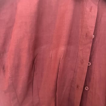 Aynı Elbisenin Bordo Rengi Yıkamada Mahvoldu Değişim İstiyorum