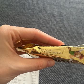 Son Kullanma Tarihi Geçmiş Çikolata Nedeniyle Yaşanan Mağduriyet