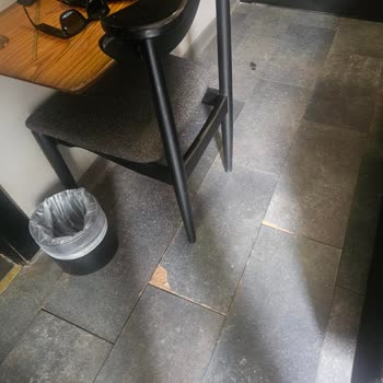 Seturdan Kirli Ve Sorunlu Oda Mağduriyeti Üzerine İlgisiz Müşteri Hizmeti