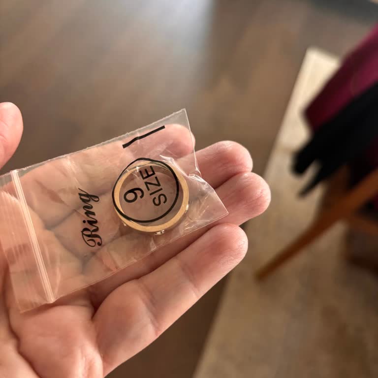 Qcshoes.com.tr Ayakkabı Aldık Sahte Yüzük Çıktı