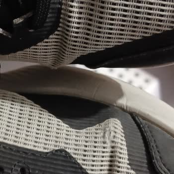 Adidas Goratex Ayakkabıda Kısa Sürede Yırtılma Ve Mağduriyet