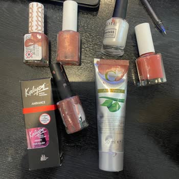 Geç Gelen Ve Kırık Oje Şoku: Gratis'ten Hayal Kırıklığı