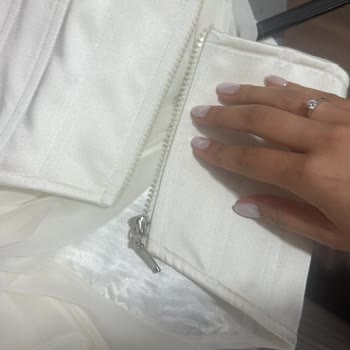 Nişan Elbisesinde Ölçü Hatası Ve Eksik Teslimat Nedeniyle Yaşanan Mağduriyet