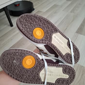 Adidas Forum Low CL Model Ayakkabıda Kısa Sürede Çatlama Sorunu Ve İnceleme Sonucu