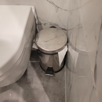 Kıbrıs Otelinde İlgisizlik Ve Yetersiz Temizlik Deneyimi