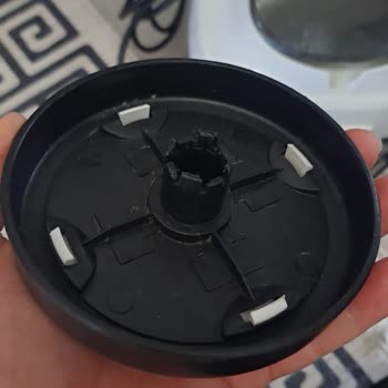 Kusurlu Ve Hijyenik Olmayan Temizlik Makineleri, Yetersiz Müşteri Hizmetleri