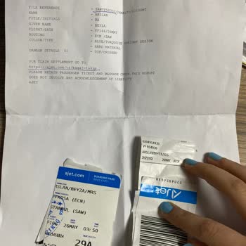 Ajet Uçuşunda Valizim Parçalandı, Maddi Zararım Karşılanmadı