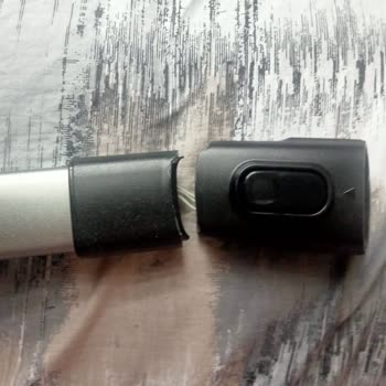 Philips Kablosuz Dikey Süpürge Destek Yerinin Kırılması