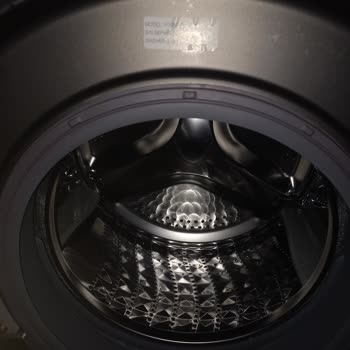 Samsung Çamaşır Makinesinde Sürekli Tekrarlayan Kapak Sorunu Ve Yüksek Ücret Talebi