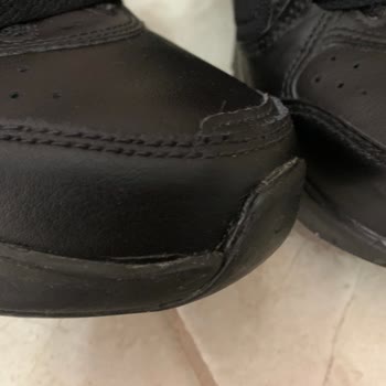 Aldığım Nike Ayakkabıda Rahatsız Edici Ses Problemi