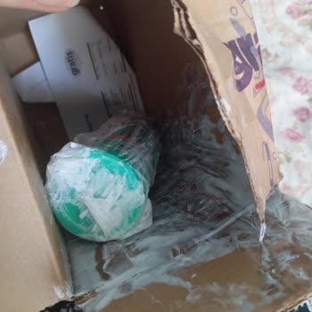 Online Siparişimde Saç Kremi Akmış Ve Diğer Ürüne Bulaşmış