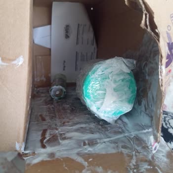 Online Siparişimde Saç Kremi Akmış Ve Diğer Ürüne Bulaşmış