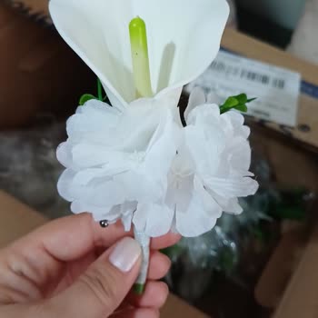 Sipariş Edilen Çiçekler Görselden Farklı Ve Müşteri Hizmeti Yetersiz