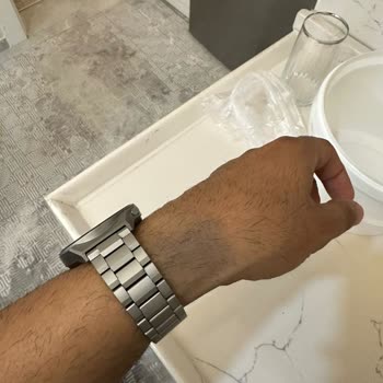 Huawei GT 3 Pro Saat Kayışı Ciltte Siyah Leke Bırakıyor