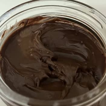 Nutella Kavanozunda Pütürlü Ve Tuhaf Doku Sorunu