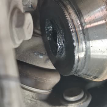 Yetkili Servis Hatalı Onarım Sonrası Araçsız Mağduriyet