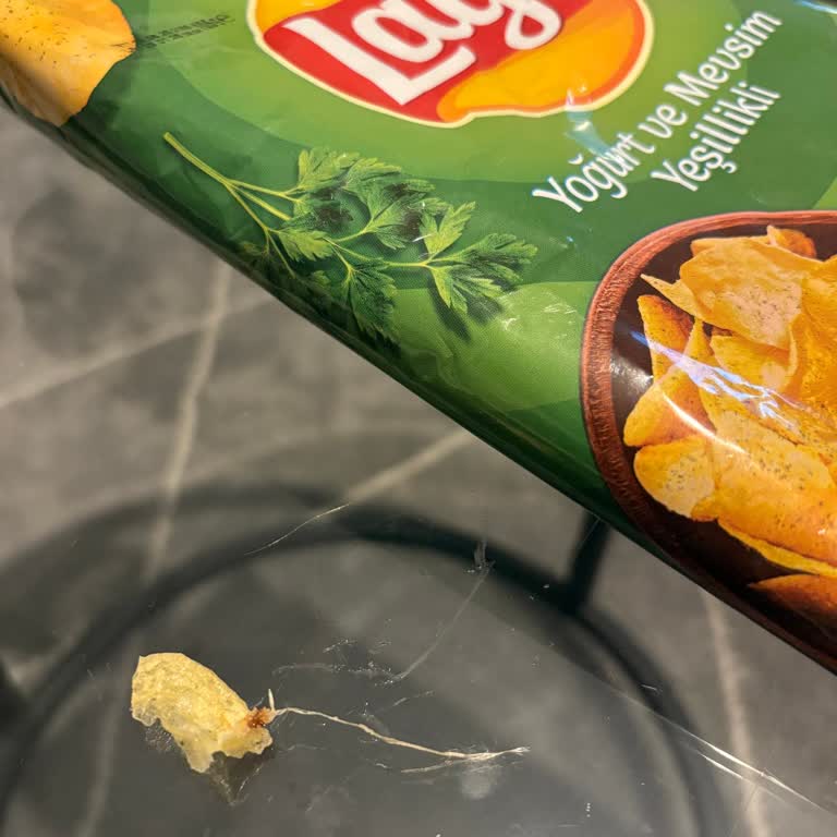 Sarımsaklı Yoğurtlu Cips Paketinden Beklenmedik Sorun