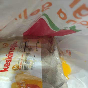 Migros'tan Kırık Ve Akmış Yumurta Teslimatı Mağduriyeti