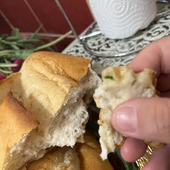 Aldığım Ekmekte Cam Kırığı Çıktı, Çocuğumun Sağlığı Tehlikeye Girdi